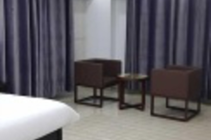 Room 43 of 60