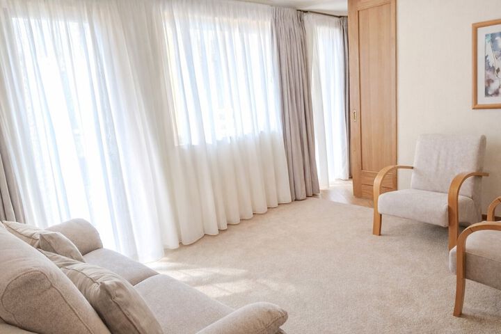 Room 12 of 39