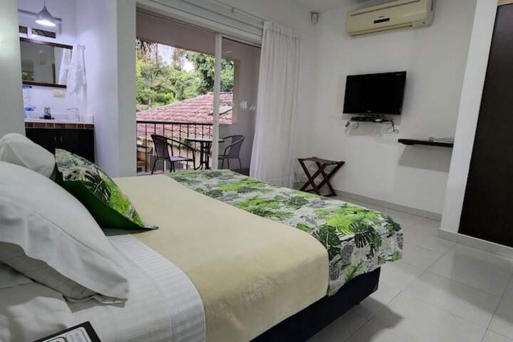 Room 10 of 61