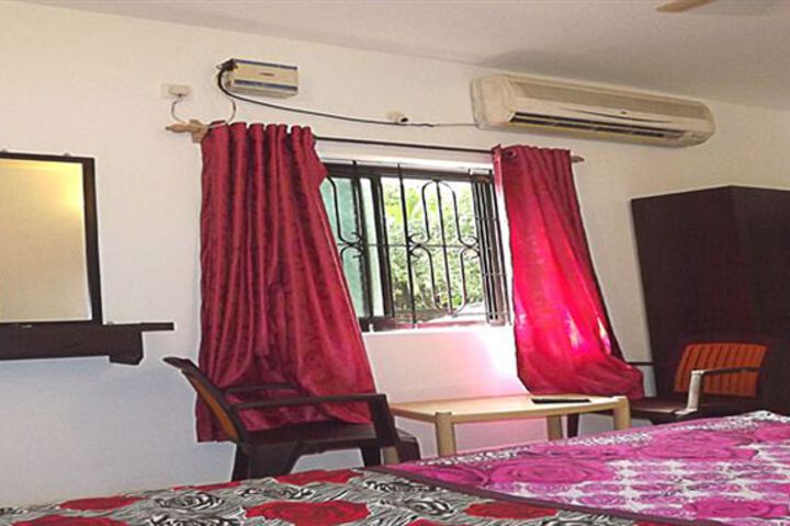 Room 15 of 31