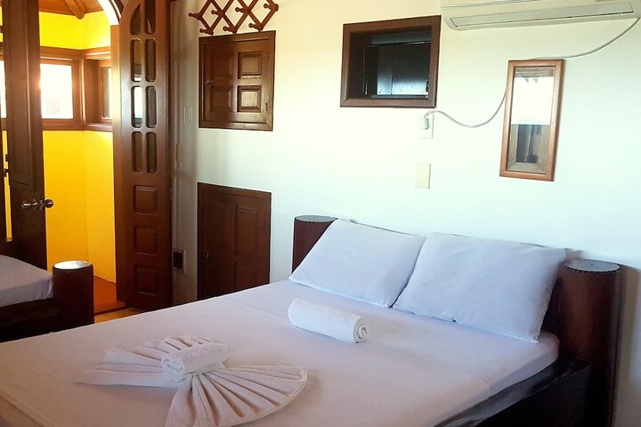 Room 14 of 36