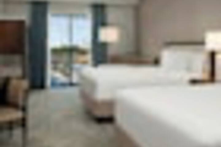Room 47 of 204