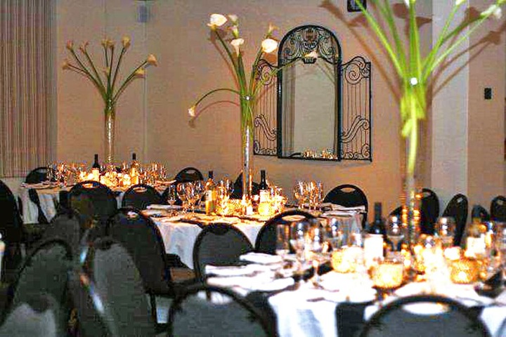 Ballroom/Hall 68 of 94