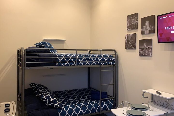 Room 150 of 214