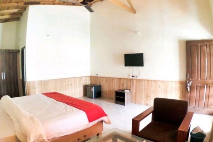 Room 7 of 17