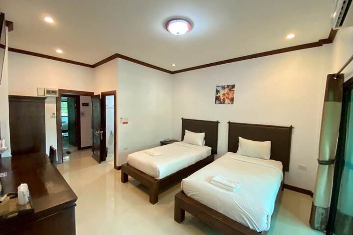 Room 12 of 45