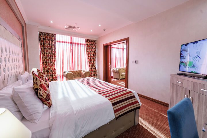 Room 14 of 84