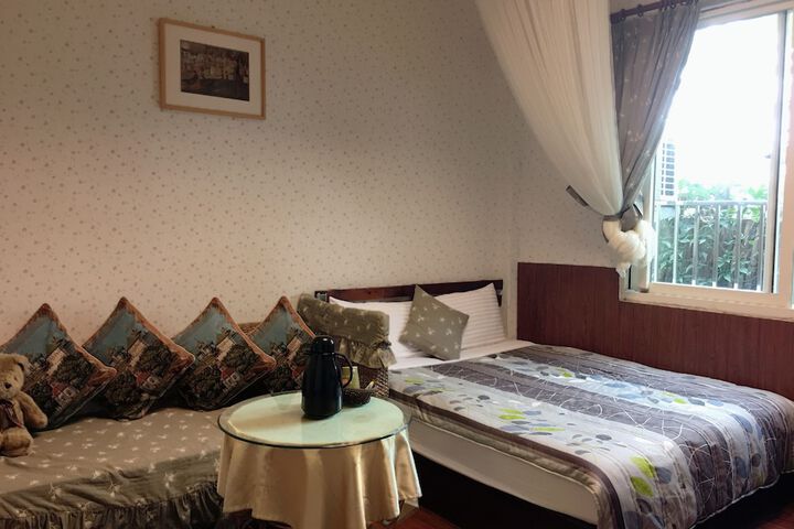 Room 19 of 49