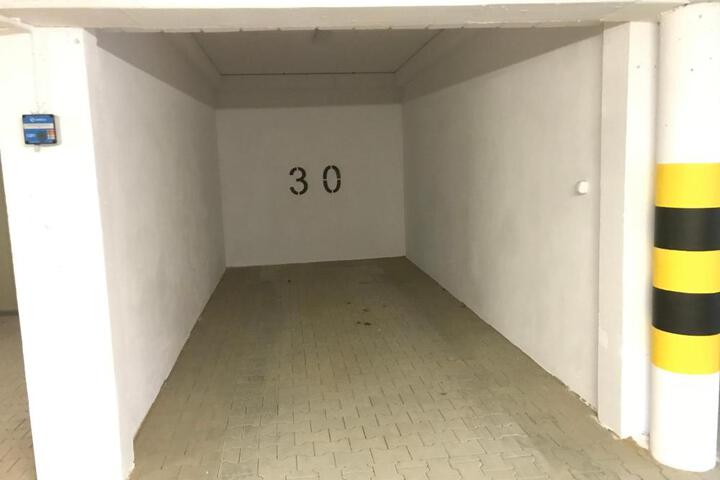 General 10 of 100