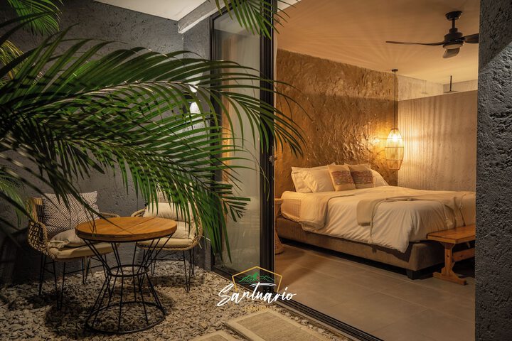 Room 13 of 41