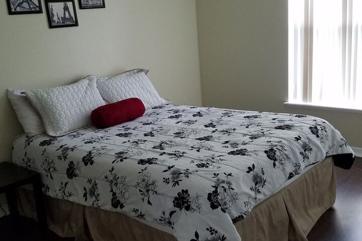 Room 5 of 29