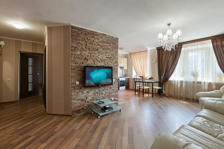 Room 22 of 37
