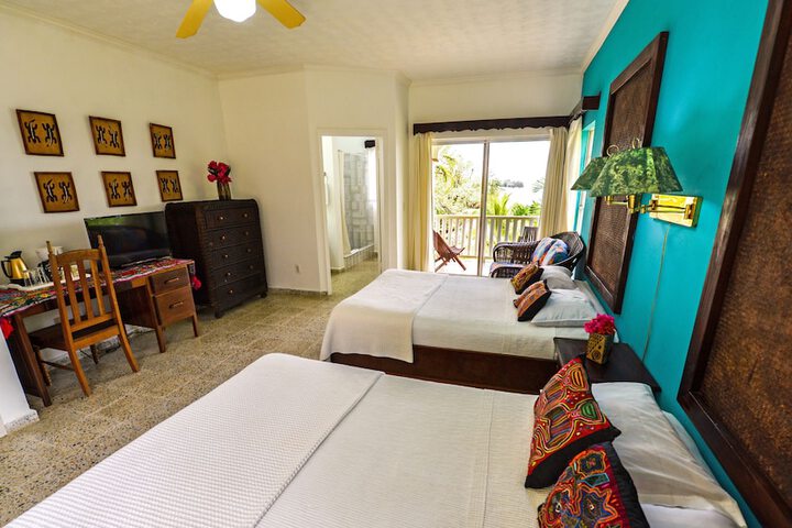 Room 4 of 42