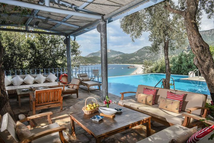 Pool Hotel