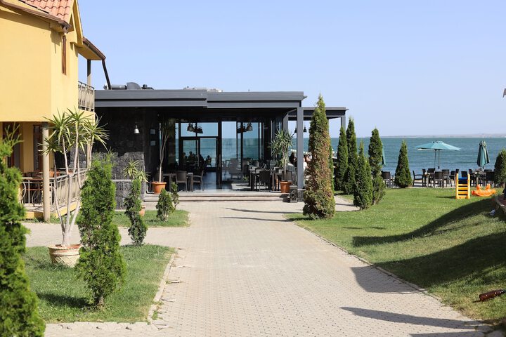 Restaurants