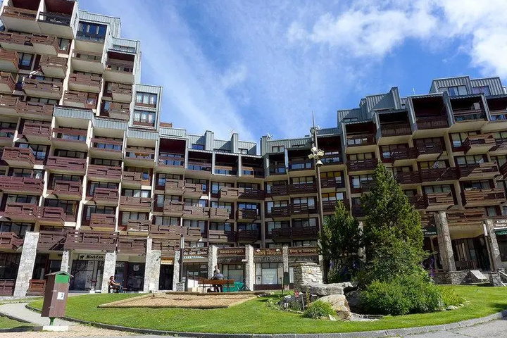 Hotel 5 of 10