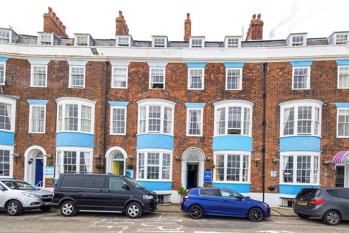 Exterior Photo