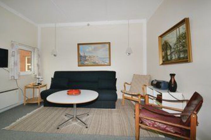 Room 51 of 70
