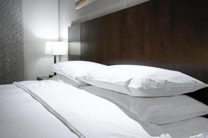 Standard | King Bed (6 of 18)