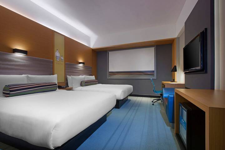 Room 14 of 43