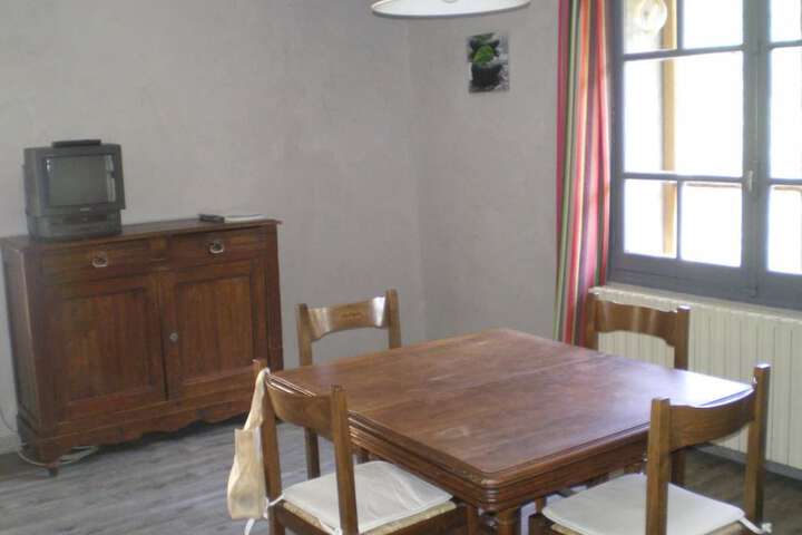 Room 9 of 29