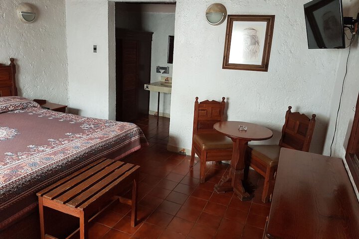 Room 5 of 39