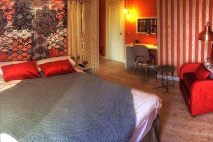 HOTEL LUCIA