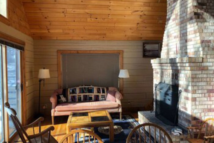 Room 5 of 15