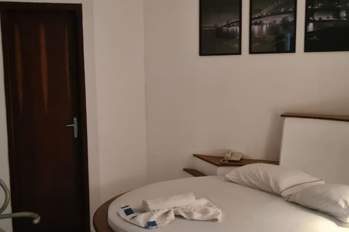 Room 20 of 53