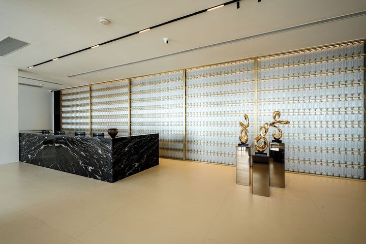 Hotel Interior 6 of 100