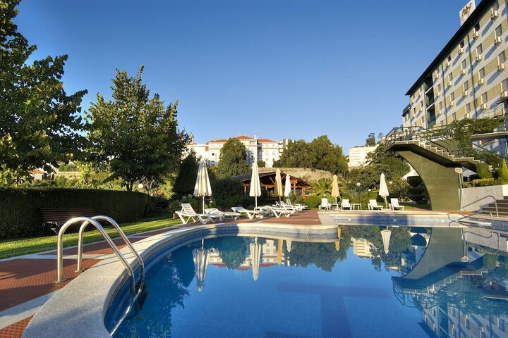 Hotel Pool