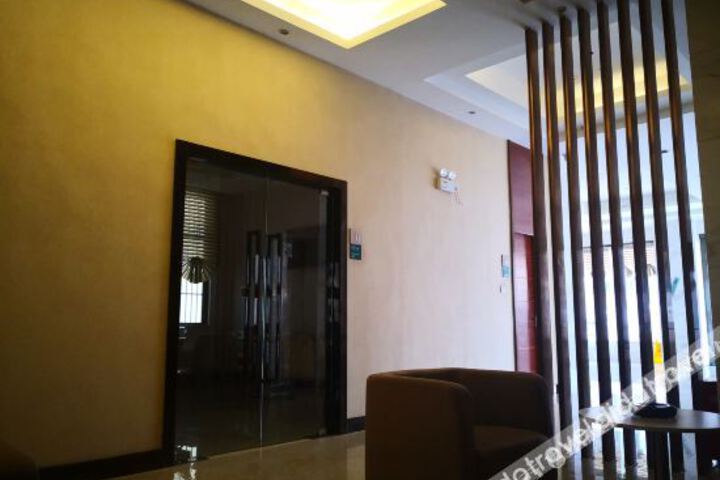 Hotel Interior 17 of 24