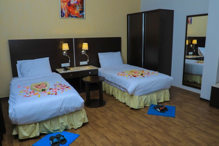 Room 8 of 88