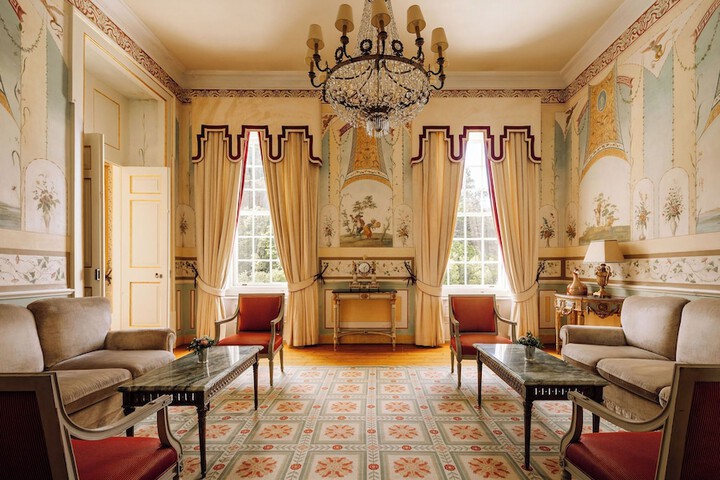 Guest Lobby