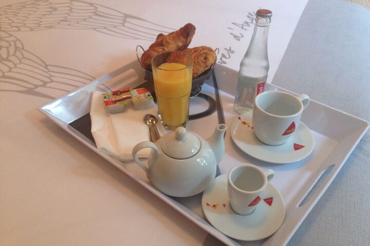 Breakfast/Coffee Service 14 of 20