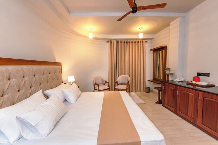 Room 56 of 174