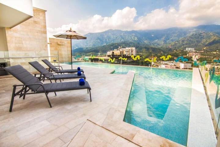 Pool Hotel