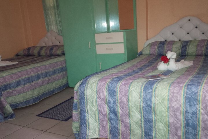 Room 9 of 43