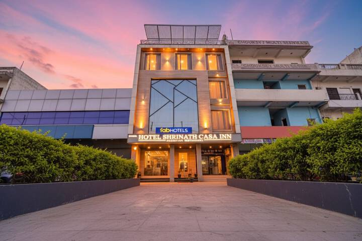 Fabhotel Shrinath Casa Inn
