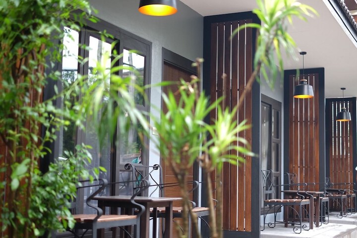 Terrace/Patio 21 of 33
