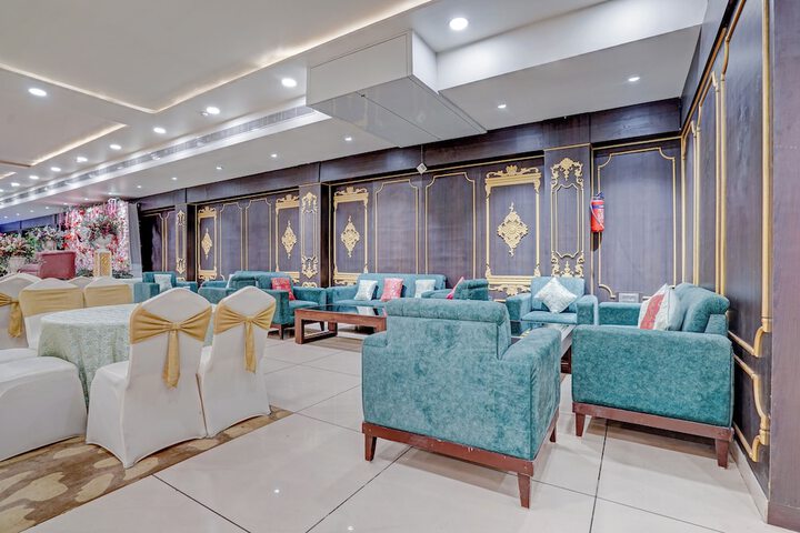 Ballroom/Hall 49 of 66