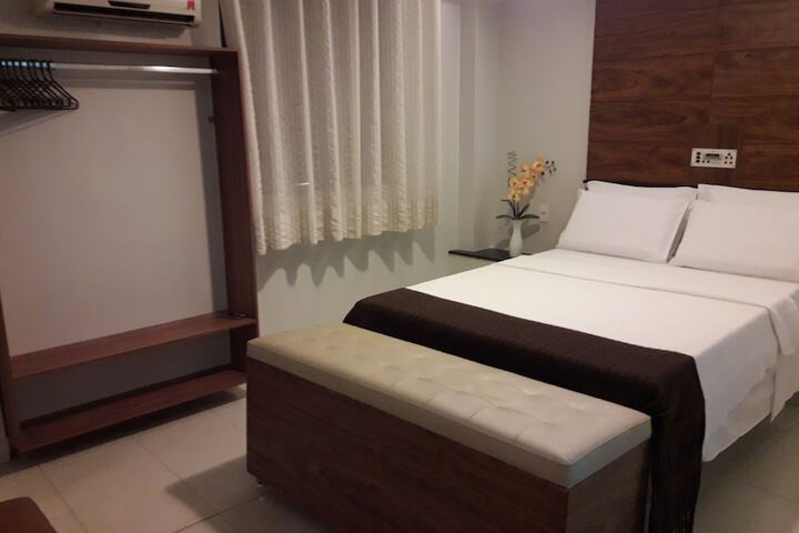Room 31 of 80