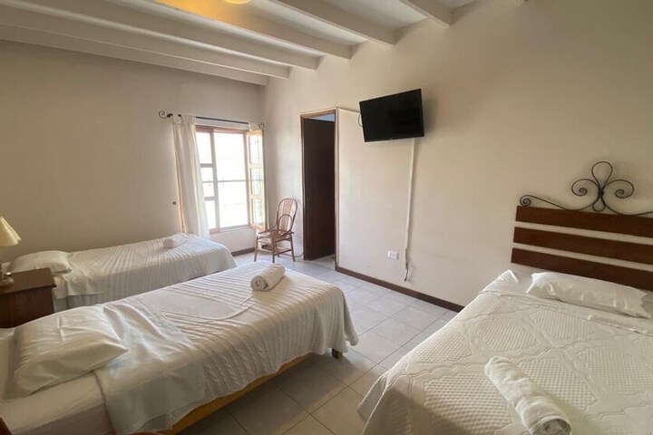 Room 3 of 49
