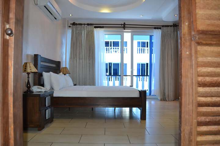Room 19 of 67