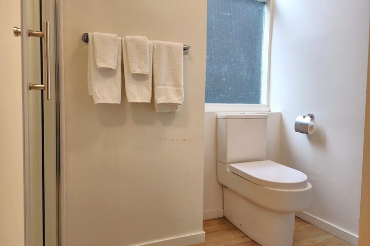 Room 119 of 123
