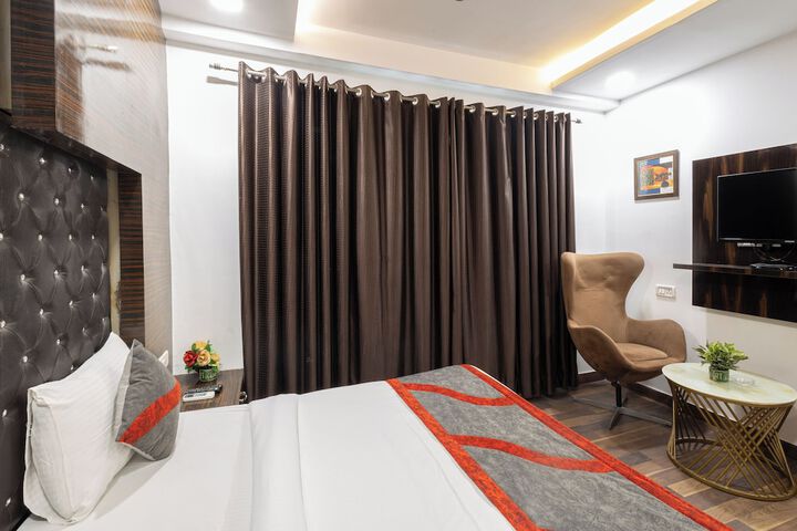 Room 12 of 41