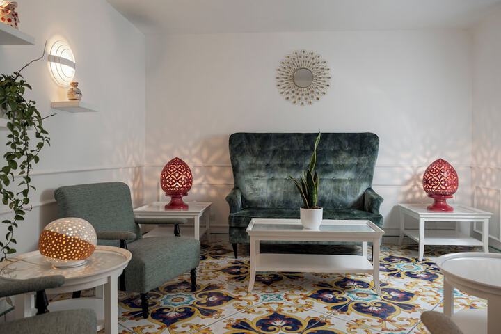 Hotel Interior 2 of 115