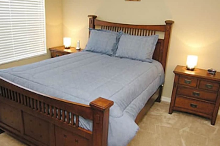 Room 4 of 20