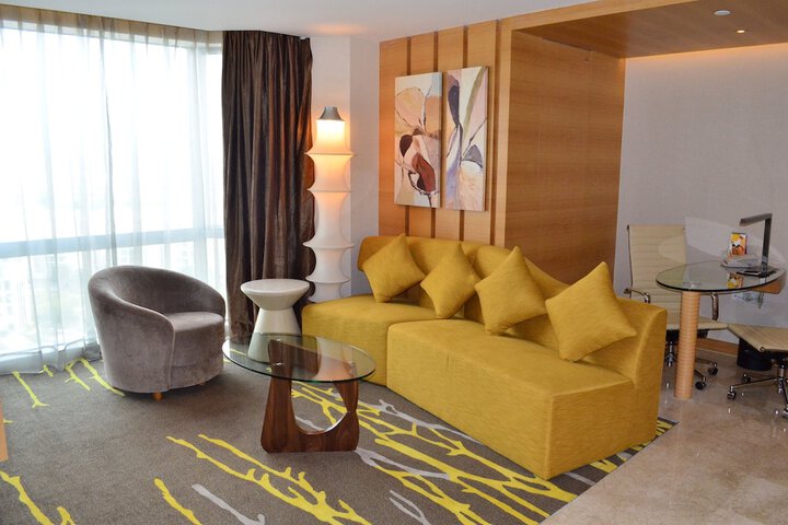 Room 14 of 85