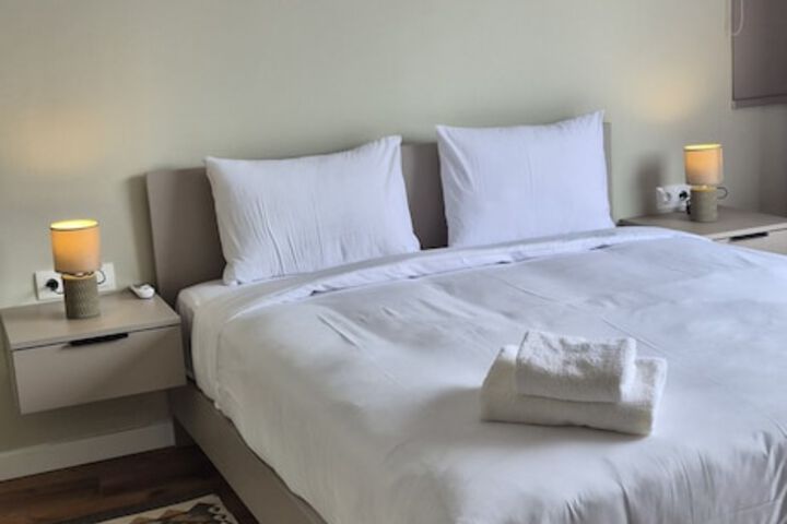 Room 43 of 86